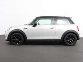 MINI Electric (2022) thumbnail 5
