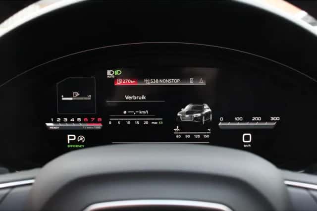 Audi A4 (2022) thumbnail 2