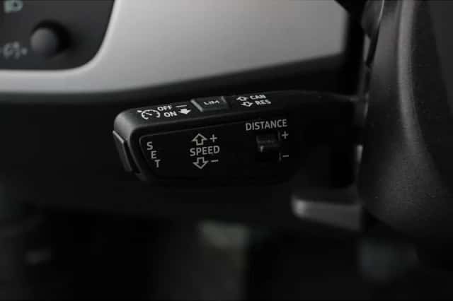 Audi A4 (2022) thumbnail 15