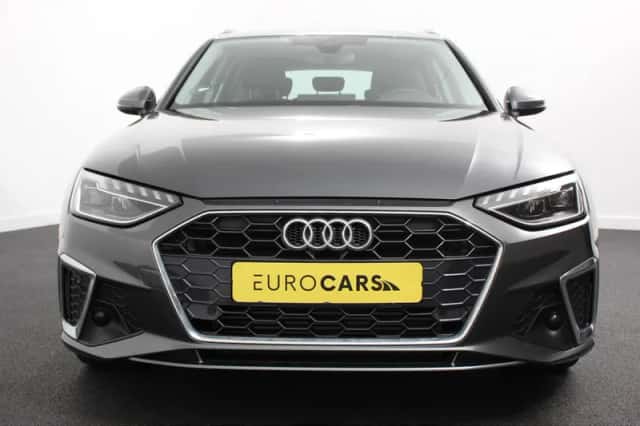 Audi A4 (2022) thumbnail 4