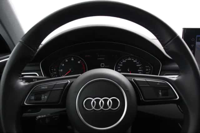 Audi A4 (2020) thumbnail 11