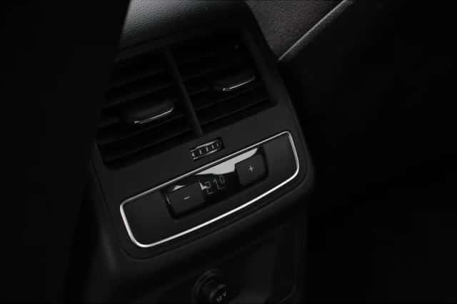 Audi A4 (2020) thumbnail 22