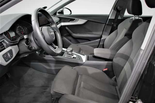 Audi A4 (2020) thumbnail 7