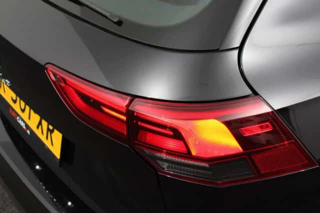 Volkswagen Golf (2022) thumbnail 28