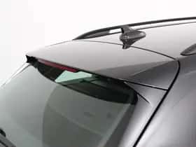 Volkswagen Golf (2022) thumbnail 33