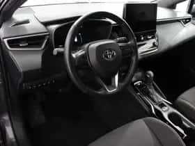Toyota Corolla (2025) thumbnail 2