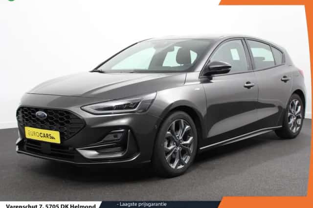 Ford Focus (2023) thumbnail 1