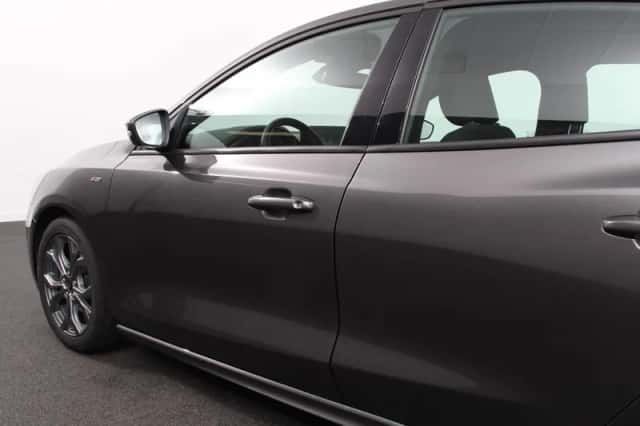 Ford Focus (2023) thumbnail 27