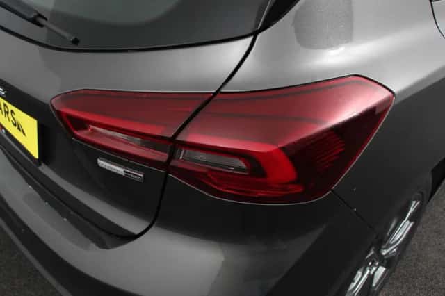 Ford Focus (2023) thumbnail 28