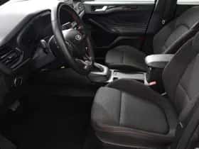 Ford Focus (2023) thumbnail 8