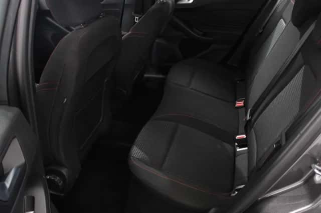 Ford Focus (2023) thumbnail 10