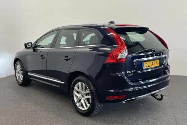 Volvo XC60 (2017) thumbnail 6