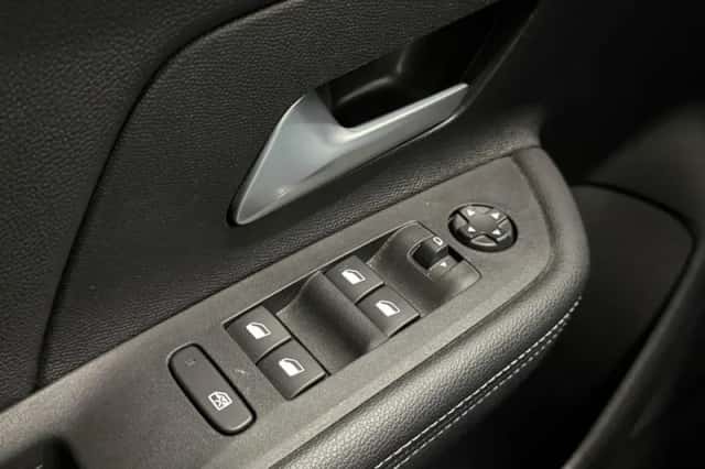 Opel Mokka (2025) thumbnail 17