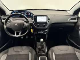 Peugeot 2008 (2019) thumbnail 12