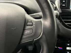 Peugeot 2008 (2019) thumbnail 30