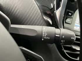 Peugeot 2008 (2019) thumbnail 31