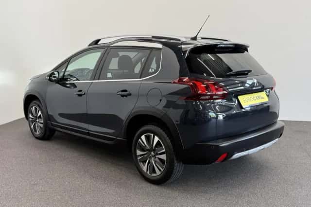 Peugeot 2008 (2019) thumbnail 8