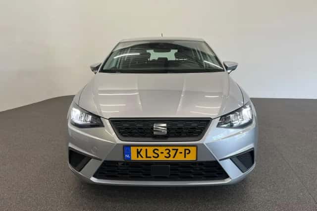 SEAT Ibiza (2022) thumbnail 2