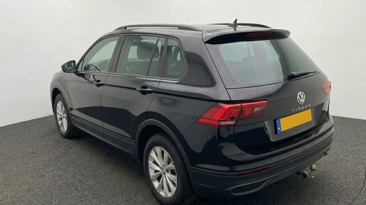 Volkswagen Tiguan (2021) — foto 1