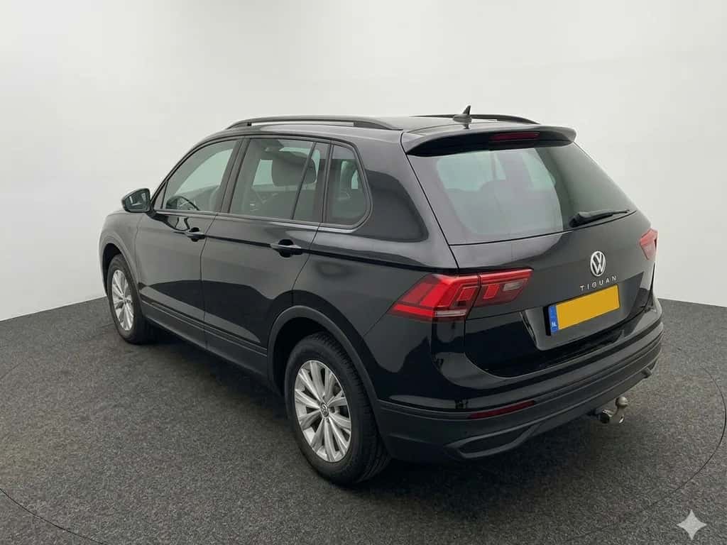 Volkswagen Tiguan (2021) — foto 1