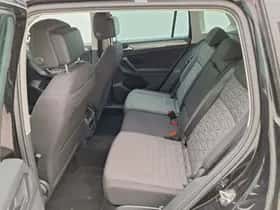 Volkswagen Tiguan (2021) thumbnail 3