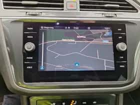 Volkswagen Tiguan (2021) thumbnail 6