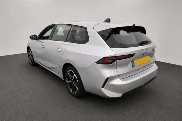 Opel Astra (2024) thumbnail 1