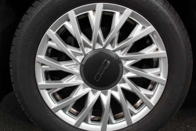 Fiat 500C (2020) thumbnail 4