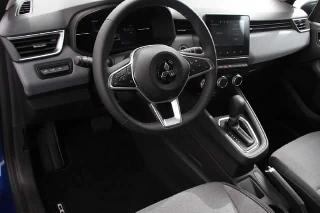 Mitsubishi Colt (2025) thumbnail 2
