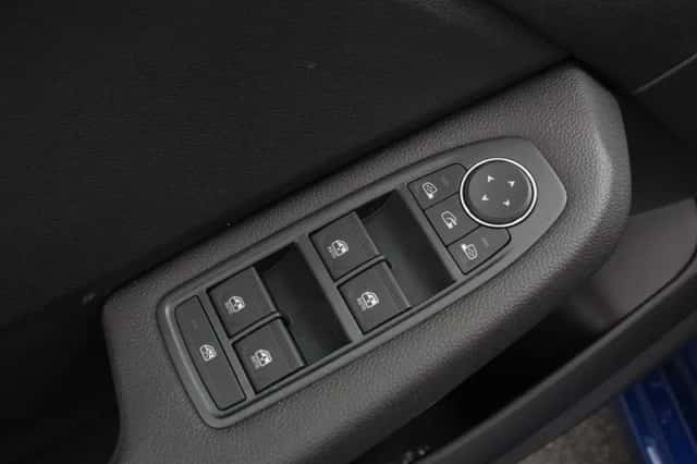 Mitsubishi Colt (2025) thumbnail 12