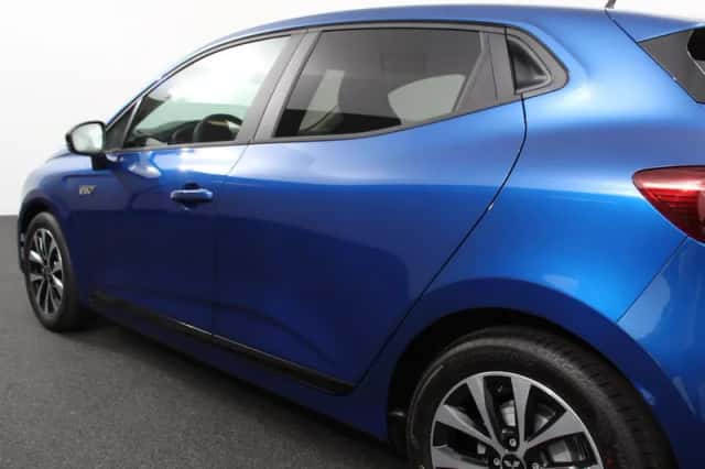 Mitsubishi Colt (2025) thumbnail 32