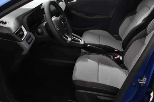 Mitsubishi Colt (2025) thumbnail 9