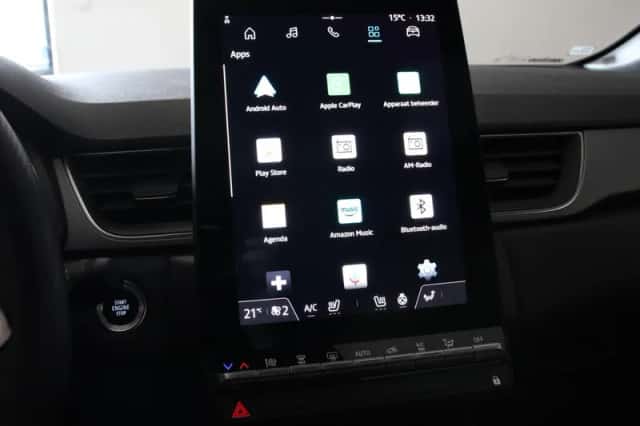 Renault Captur (2025) thumbnail 3