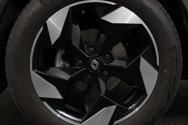 Renault Captur (2025) thumbnail 34