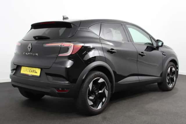 Renault Captur (2025) thumbnail 6