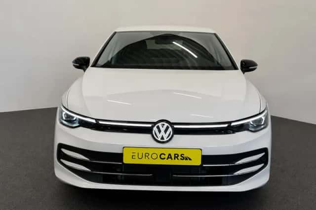 Volkswagen Golf (2025) thumbnail 2