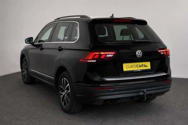 Volkswagen Tiguan (2017) thumbnail 4