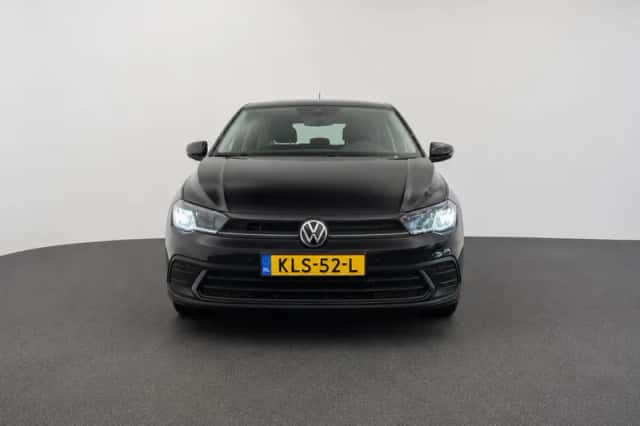 Volkswagen Polo (2022) thumbnail 2
