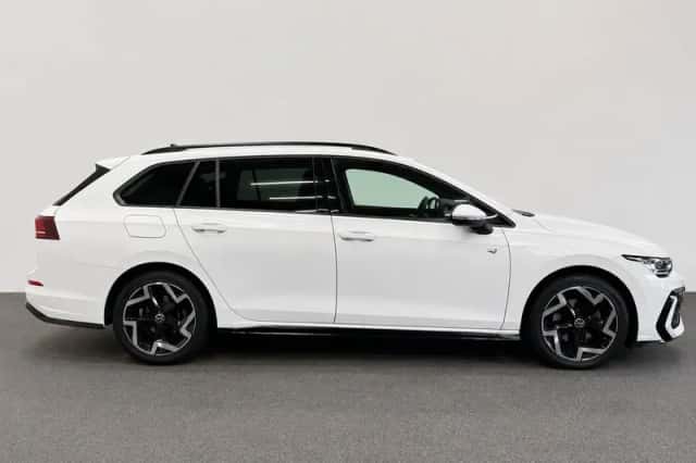 Volkswagen Golf (2025) thumbnail 5