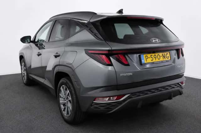 Hyundai Tucson (2022) thumbnail 3