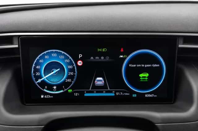 Hyundai Tucson (2022) thumbnail 10