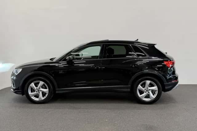 Audi Q3 (2021) thumbnail 4