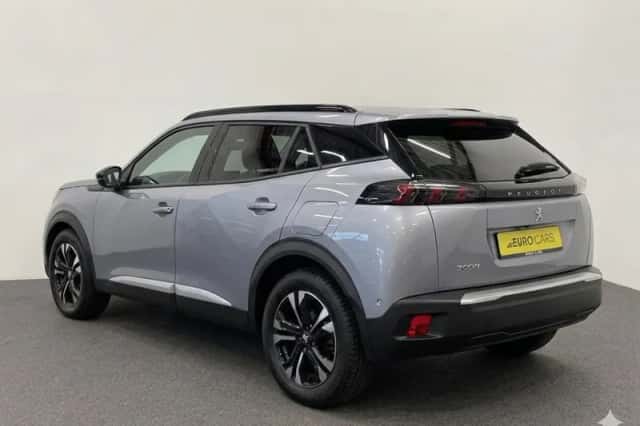 Peugeot 2008 (2022) thumbnail 6