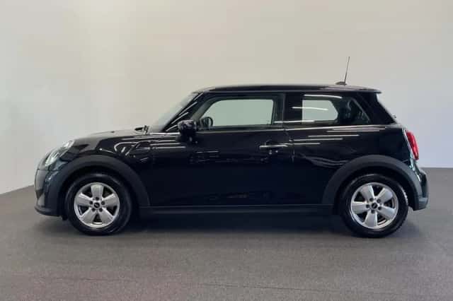 MINI Cooper (2022) thumbnail 4