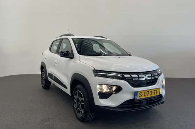 Dacia Spring (2023) thumbnail 3
