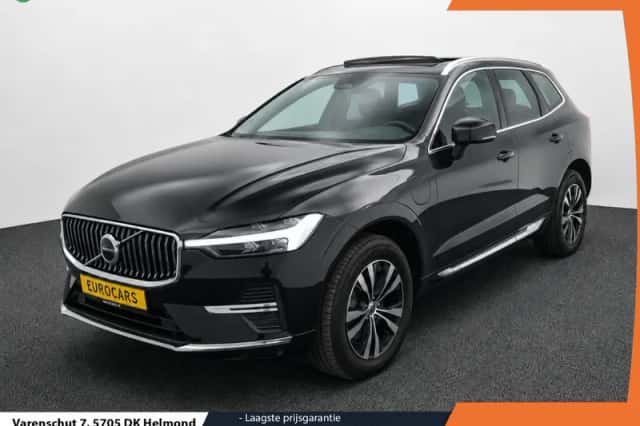 Volvo XC60 (2022) thumbnail 1