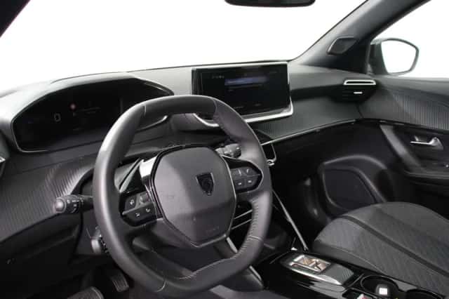 Peugeot e-2008 (2025) thumbnail 3