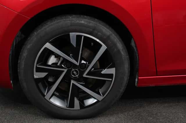 Opel Corsa (2025) thumbnail 2