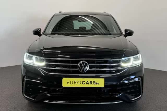 Volkswagen Tiguan (2022) thumbnail 2