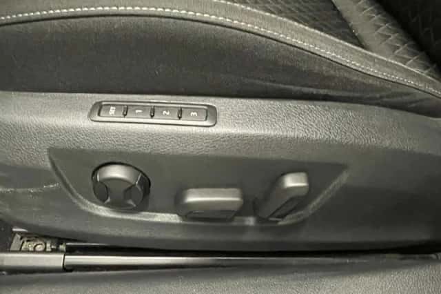 Škoda Superb (2022) thumbnail 3